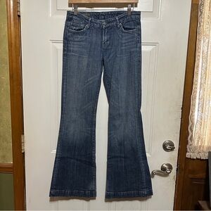 Citizens Of Humanity Medium Wash Faye #003 Low Waist Full Leg Jeans Size 28